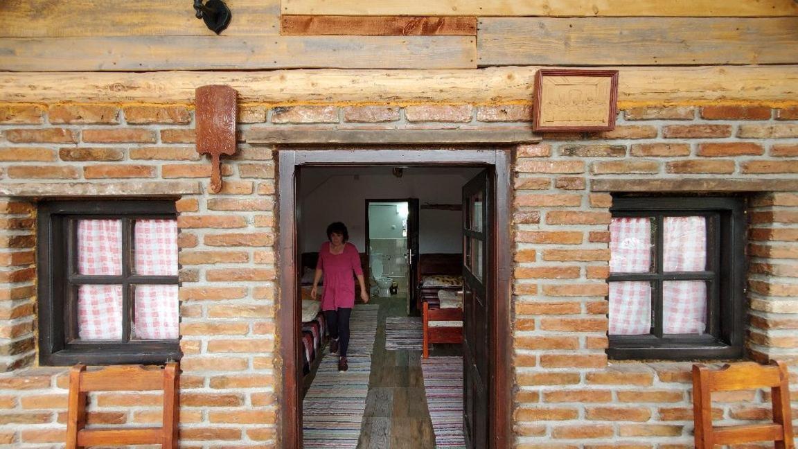 Casa Rustic Fehér&Fekete Vendégházak Sovata Exterior foto